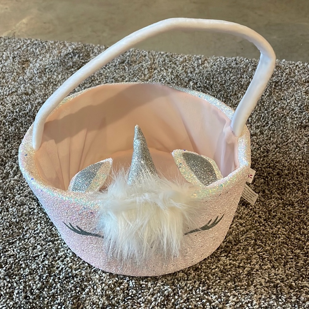 Unicorn basket